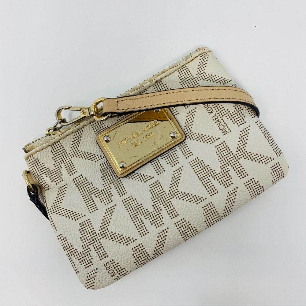 Michael Kors Cream Tan Gold Jet Set Small Signature Wristlet Wallet City Travel